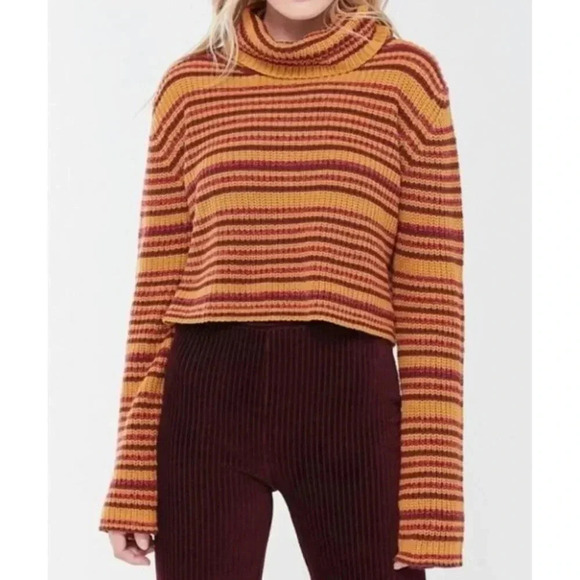 Urban Outfitters Cropped Turtleneck Striped Sweater Women’s Small - Picture 1 of 7